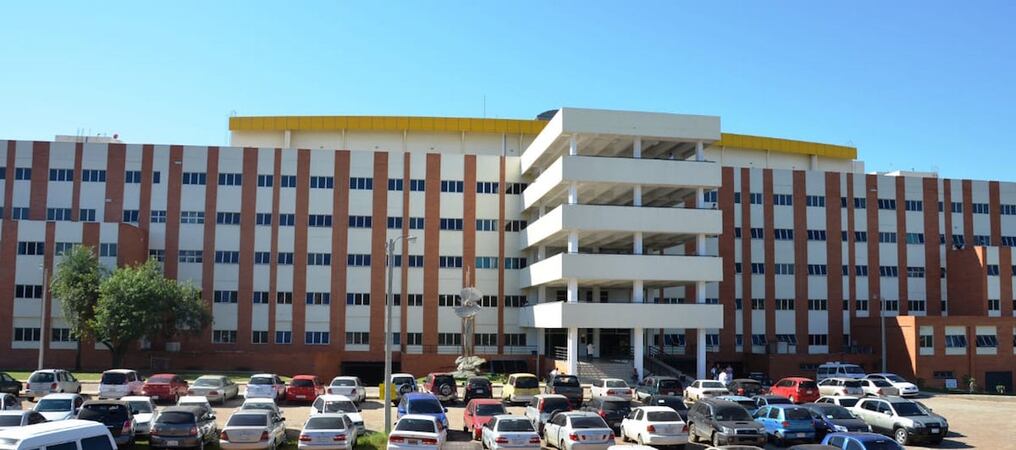 Sede del Hospital de Clínicas en San Lorenzo. Foto: Gentileza
