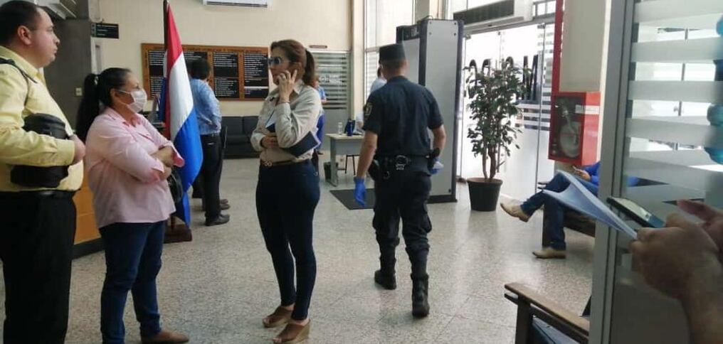 El hombre estuvo trabajando en el Ministerio de Obras Públicas y Comunicaciones en ese tiempo. Foto: Archivo.
