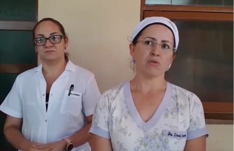 La persona infectada es un joven de 20 años que fue trasladado en la noche del sábado al Instituto Nacional de Enfermedades Respiratorias y del Ambiente (Ineram) para su tratamiento especializado, luego de la confirmación de que dio positivo al COVID-19, informaron desde la V Región Sanitaria.