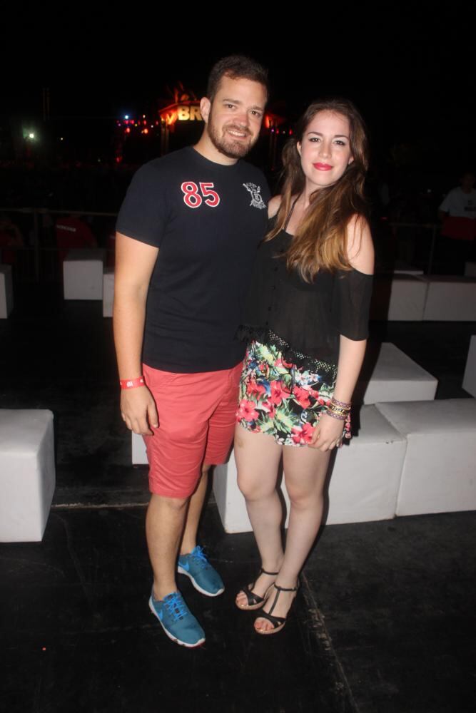 César Zárate y Stephanie Candia.[/caption]