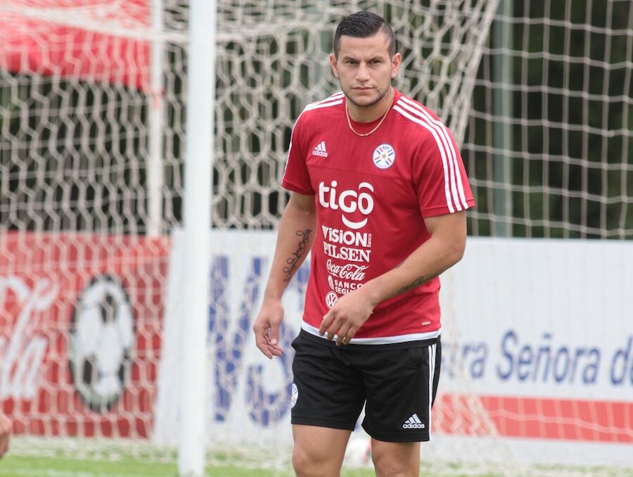 Raúl Bobadilla finalmente será del Legendario. Decidió convertirse en pupilo de Gustavo Costas.