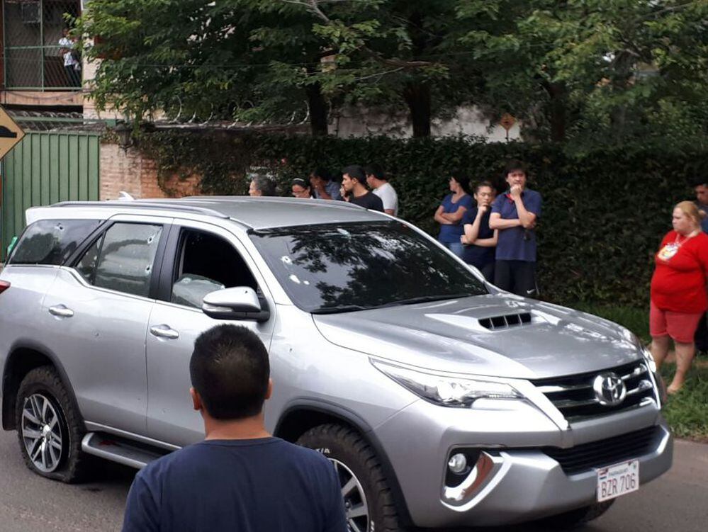 El hecho se registró cerca de las 14:30 de este miércoles en en las calles Teniente Zabala casi Profesor Amarilla, barrio Madame Lynch. Foto: 970 AM.