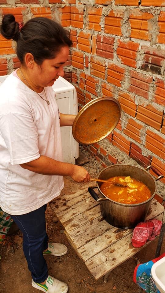 Ollas populares son una forma de vida en tiempos de pandemia. Foto: Gentileza.