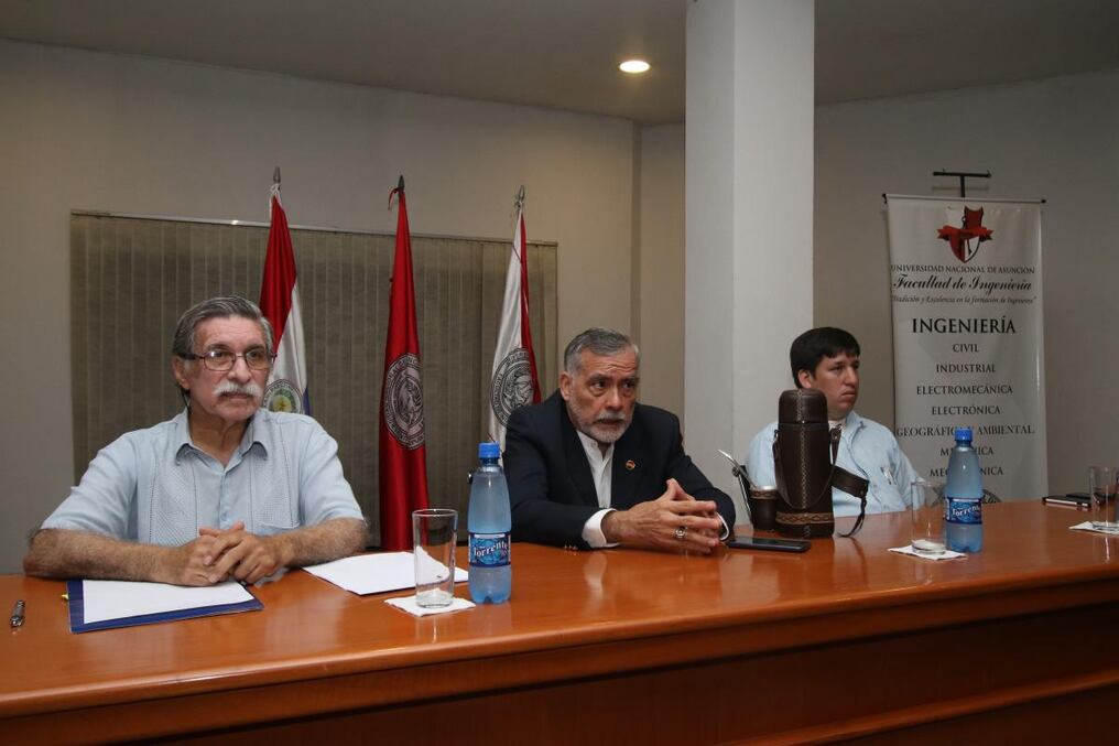 Docentes rechazan nuevo calendario académico del interventor Ricardo Garay. 