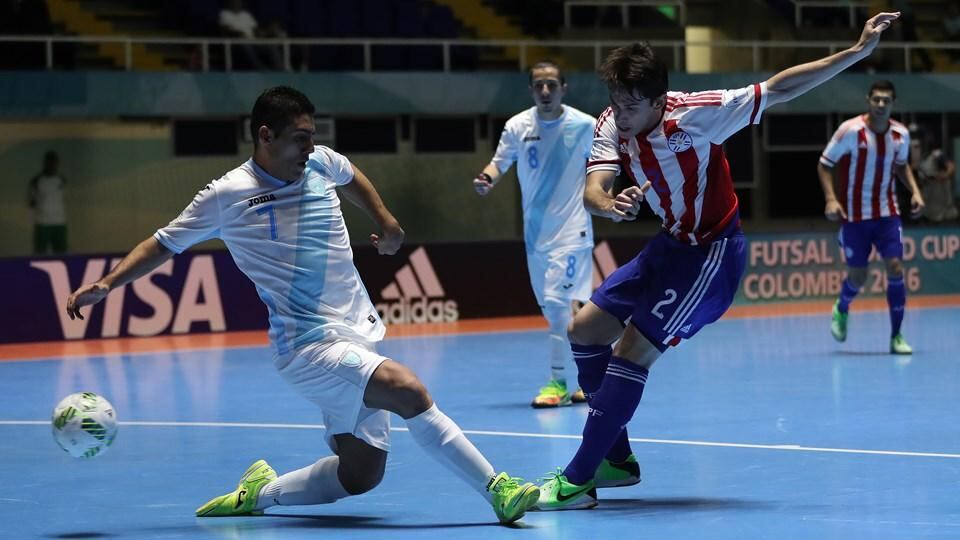 La selección paraguaya de Futsal-FIFA, ganó a Guatemala; y clasificó a la siguiente ronda en este Mundial. 