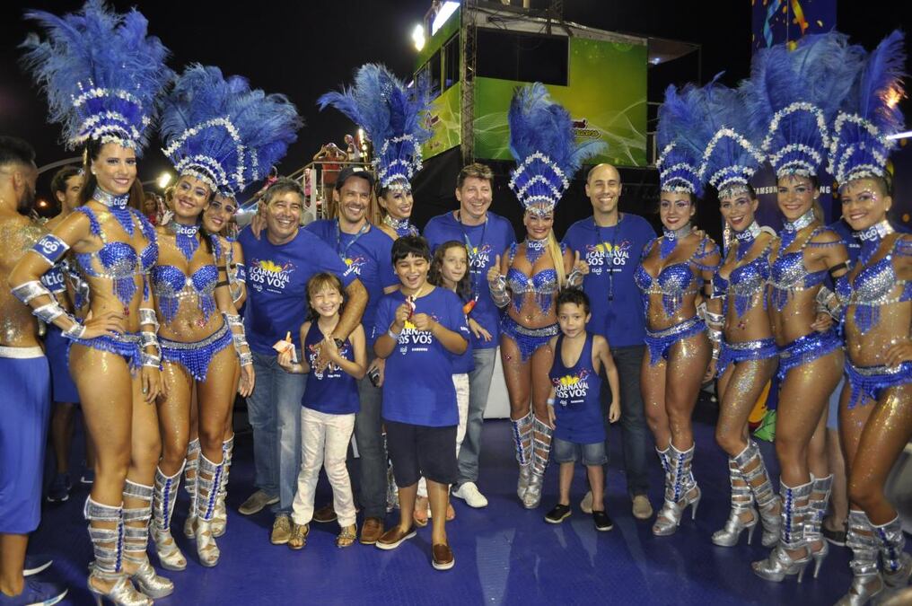 El camarote Tigo, un espacio de pura diversión en el carnaval de Encarnación.