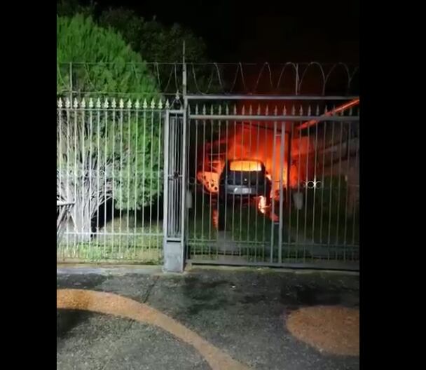 No hubo heridos, solo daños materiales. Foto: Captura de pantalla