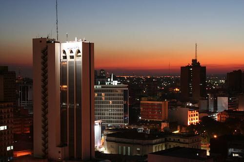 La historia de las municipalidades en Paraguay es muy peculiar. Las designaciones a las intendencias se hicieron vía disposición presidencial hasta poco después del golpe de 1989 que puso fin a la dictadura de Alfredo Stroessner. 