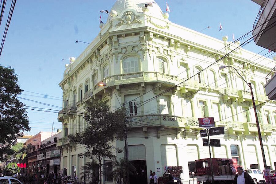 El proyecto de ley, ya aprobado en el Congreso Nacional, establece que parte de los royalties se destinará a la compra de víveres y gastos de los municipios para hacer frente a la crisis generada por el COVID-19. Foto: Archivo.
