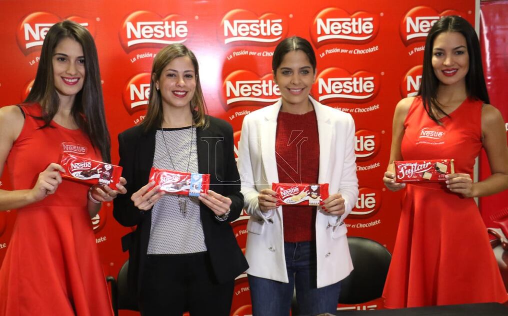 Directivos de la empresa presentaron el "Mes del Chocolate" y la promoción vigente. Foto: Pánfilo Leguizamón.