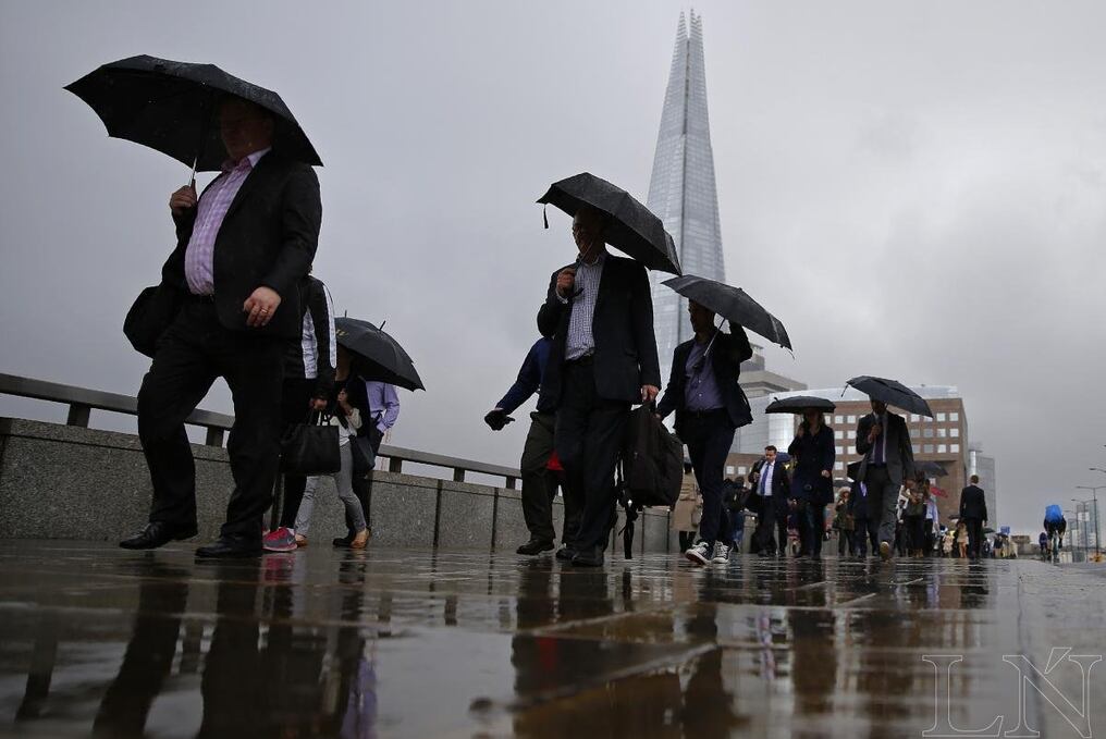 Las desigualdades crecientes provocadas por la globalización aceleraron el Brexit, en Gran Bretaña, según economistas y personalidades.