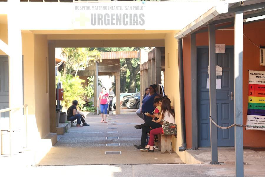 La adolescente de 16 años se encuentra internada en el Hospital San Pablo.