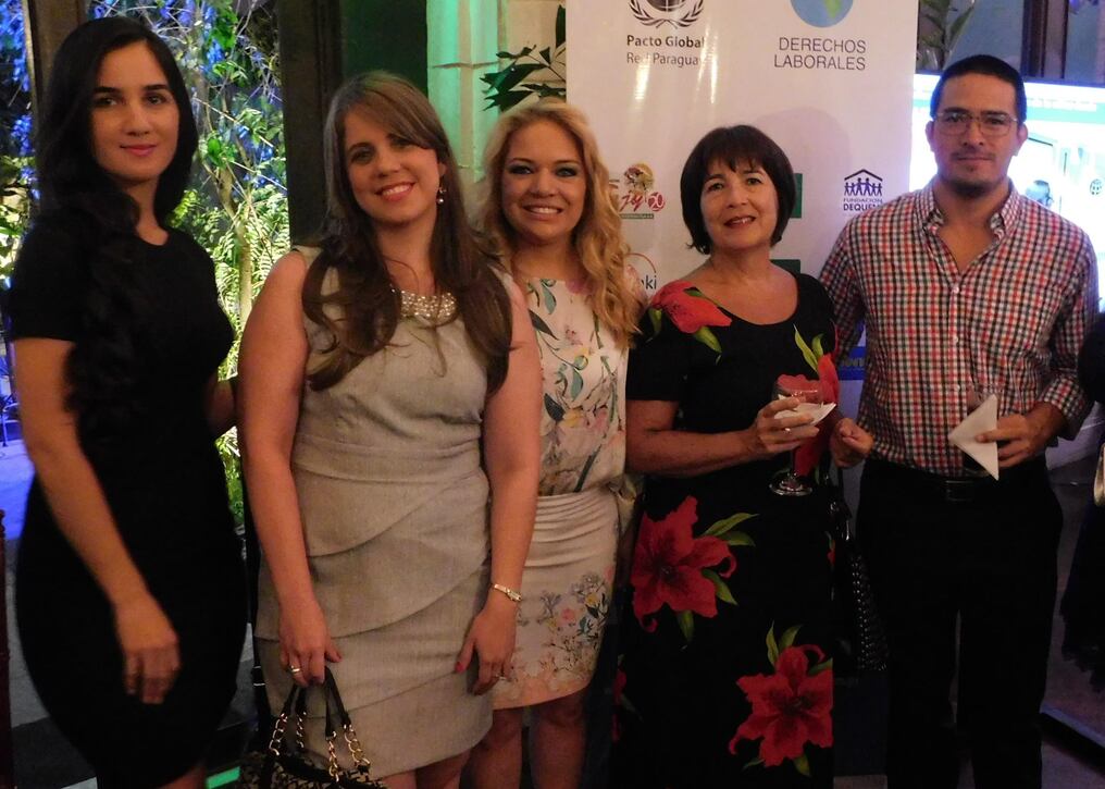 Ruth Hermosilla, Meggie Núñez, Leticia Ropond, Ana María Taboada y Rodrigo Takei.