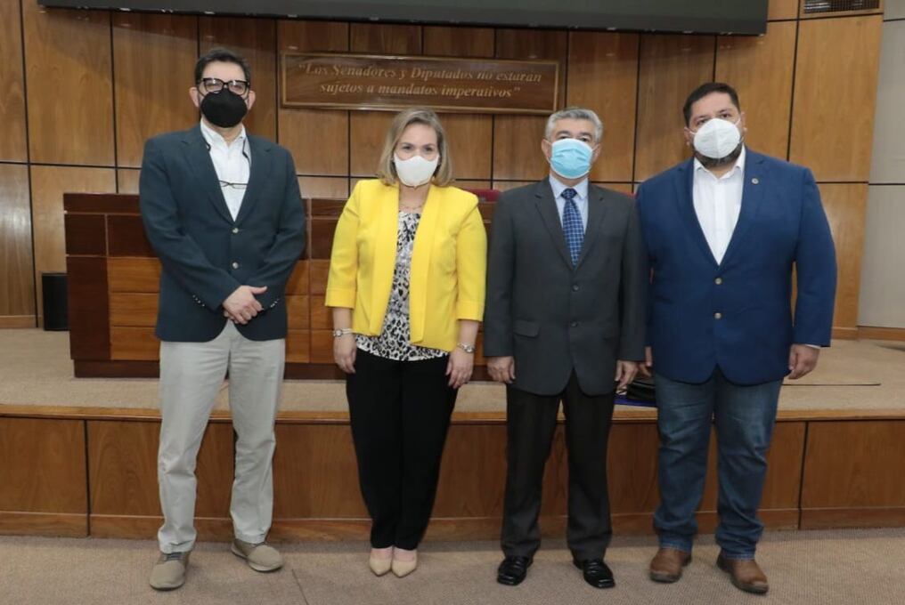 Comisión Permanente designó esta mañana a sus autoridades de la mesa directiva. Foto: Gentileza.