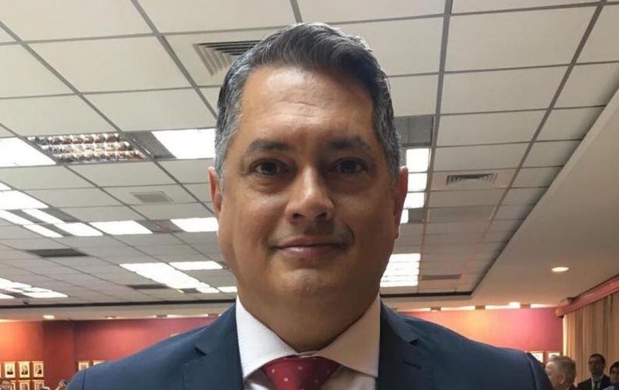 Las fiscalas Irma Llano y Silvana Otazú solicitaron al juez penal de Garantías Mirko Valinotti unificar en Asunción el caso que involucra a varios imputados por la clonación de chips de los periodistas Jorge Torres y Clari Arias, además del diputado Carlos Rejala. Foto: Gentileza.