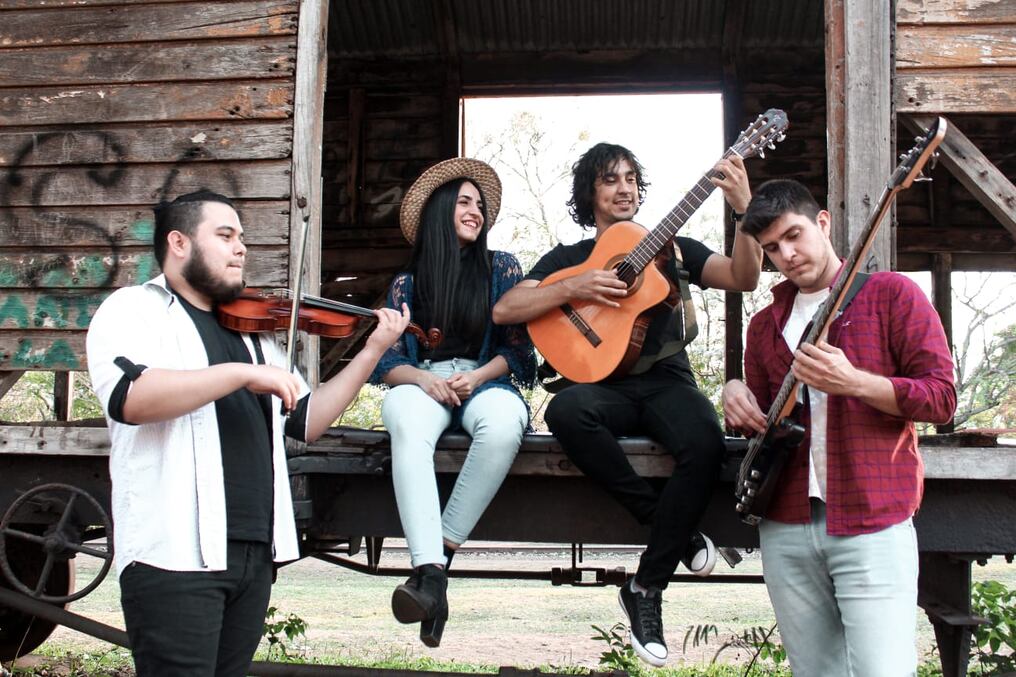 El conjunto juvenil presenta una canción en homenaje al tereré, que contará con un videoclip grabado en Areguá. Foto: Gentileza.