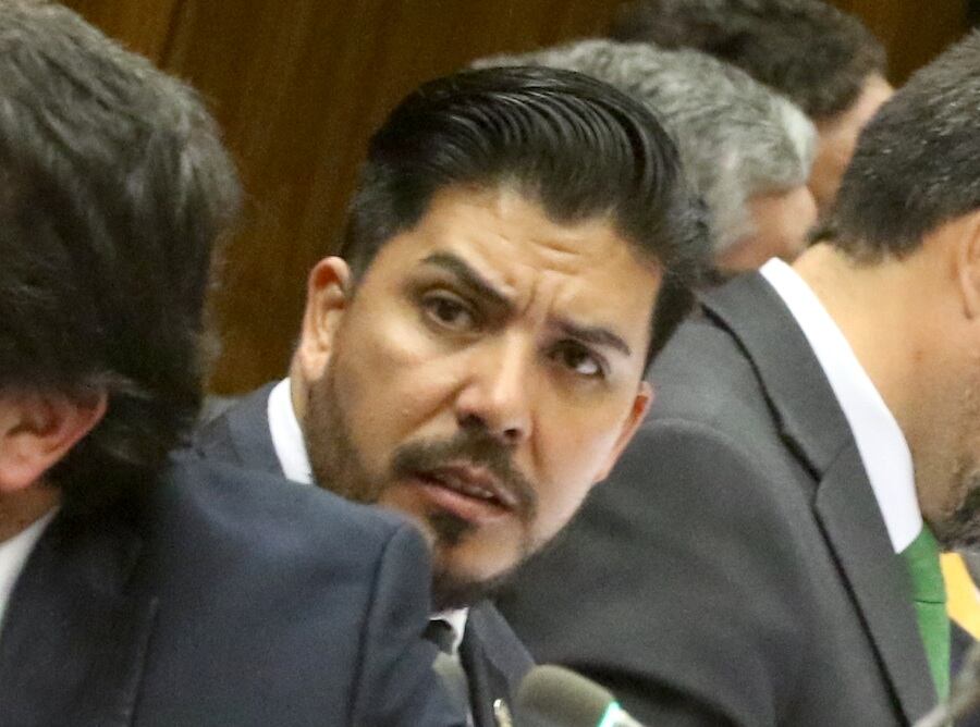 El celular del parlamentario podría revelar si se dio el pedido de coima. Foto: Néstor Soto.