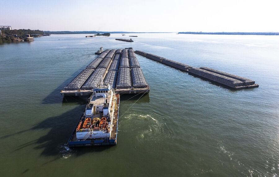 Los armadores fluviales empezaron a recibir las liquidaciones de la Administración General de Puertos (AGP) de Argentina con base en la tarifa establecida de US$ 1,47 por tonelada de registro neto. Foto: Archivo.
