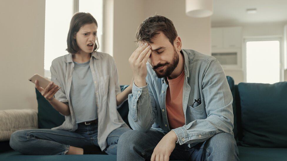 La mayoría de los infieles ni siquiera cree que el engaño perjudicó sus matrimonios. Foto: Ilustrativa