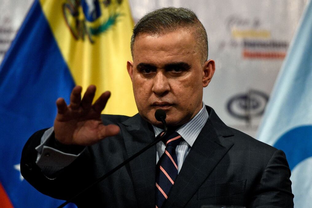 El fiscal general venezolano Tarek Saab (foto) imputó al comentarista de fútbol Fernando Petrocelli. Foto: AFP.
