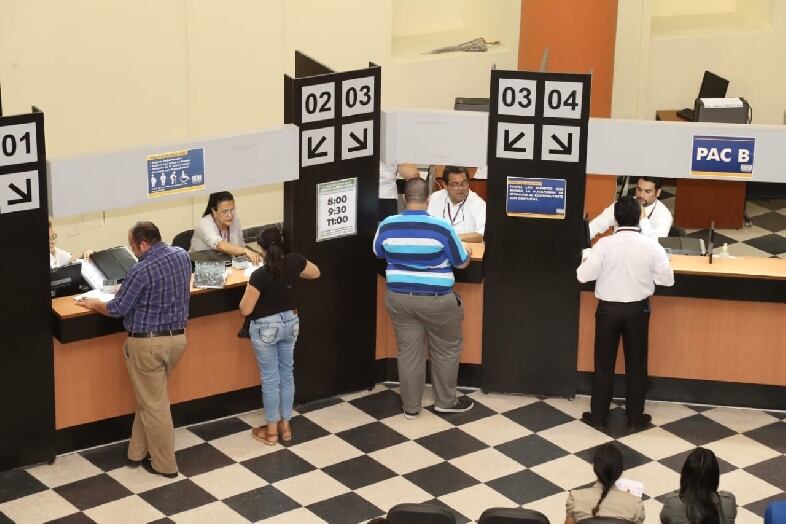 Informaron que se podrá requerir a los contribuyentes informes respecto a las facturas emitidas, o cualquier otra información relativa a las mismas que se encuentre almacenada en los medios tecnológicos de los que dispongan. Foto: Archivo.