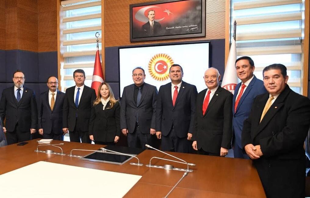 La comitiva paraguaya presidida por Derlis Maidana se reunió con autoridades y empresarios de la República de Turquía. Foto: Gentileza.