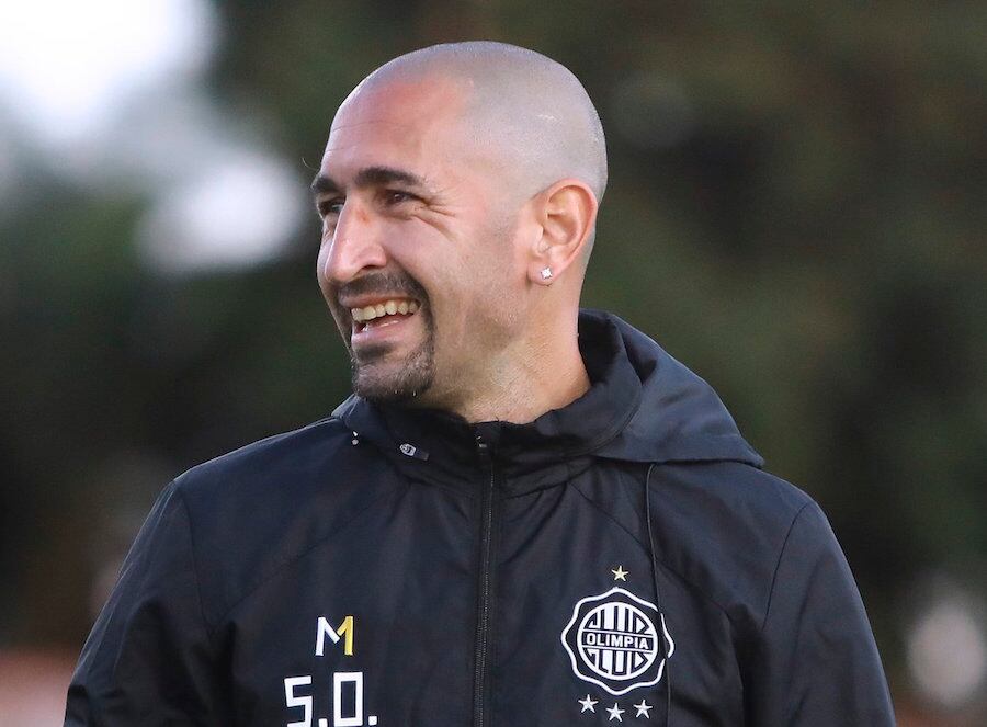Sergio Orteman, DT del Decano.