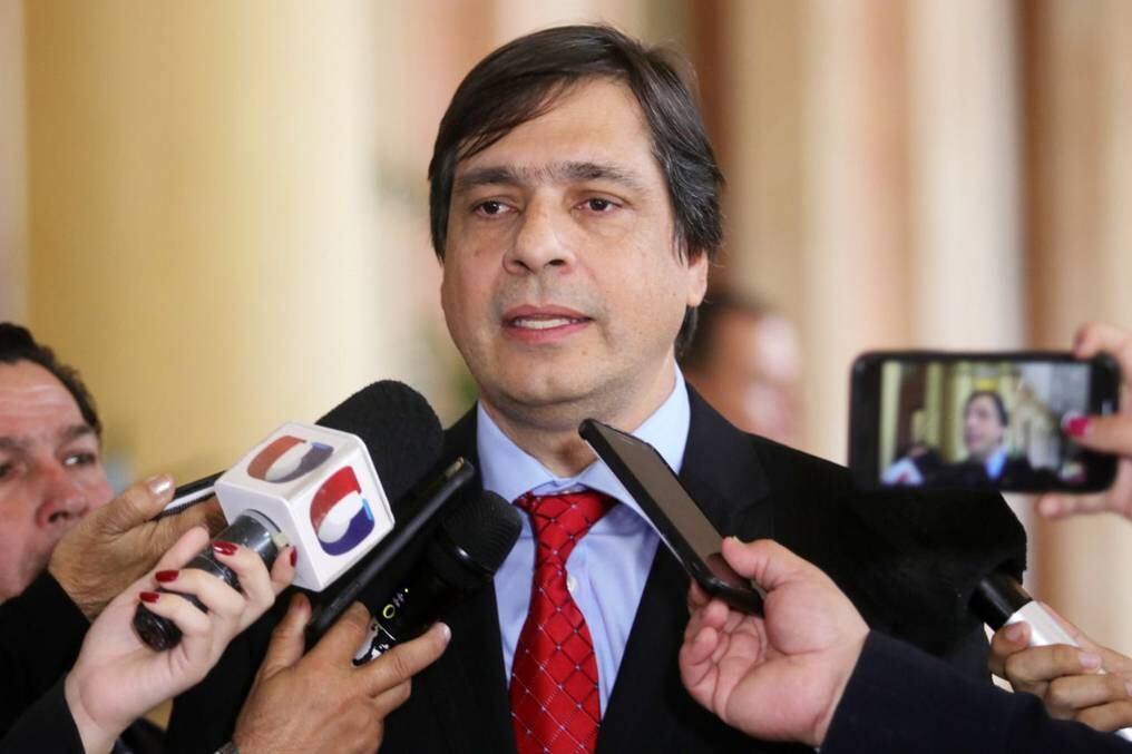 El titular de la CUT cuestionó la forma en que fue hecho y remitido al Congreso el proyecto de ley, ya que la votación en el Consejo del IPS, según Alvarenga, fue de manera irregular. Foto: Archivo.