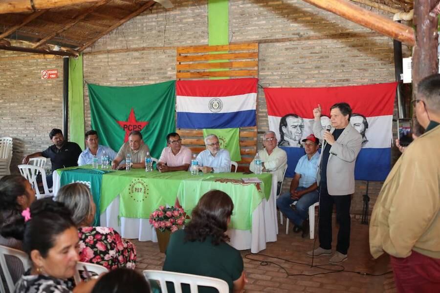 Euclides Acevedo asegura estar predispuesto al diálogo con cualquier precandidato, pero aclaró que no se inmiscuye en las internas de los partidos. Foto: Archivo.