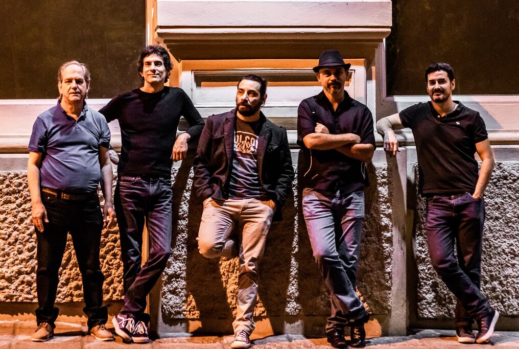 La banda nacional de folk y el productor paraguayo de música house, integrante de LPZ, reversionan un tema de Blas Flor, publicado en 2011. Foto: Gentileza.