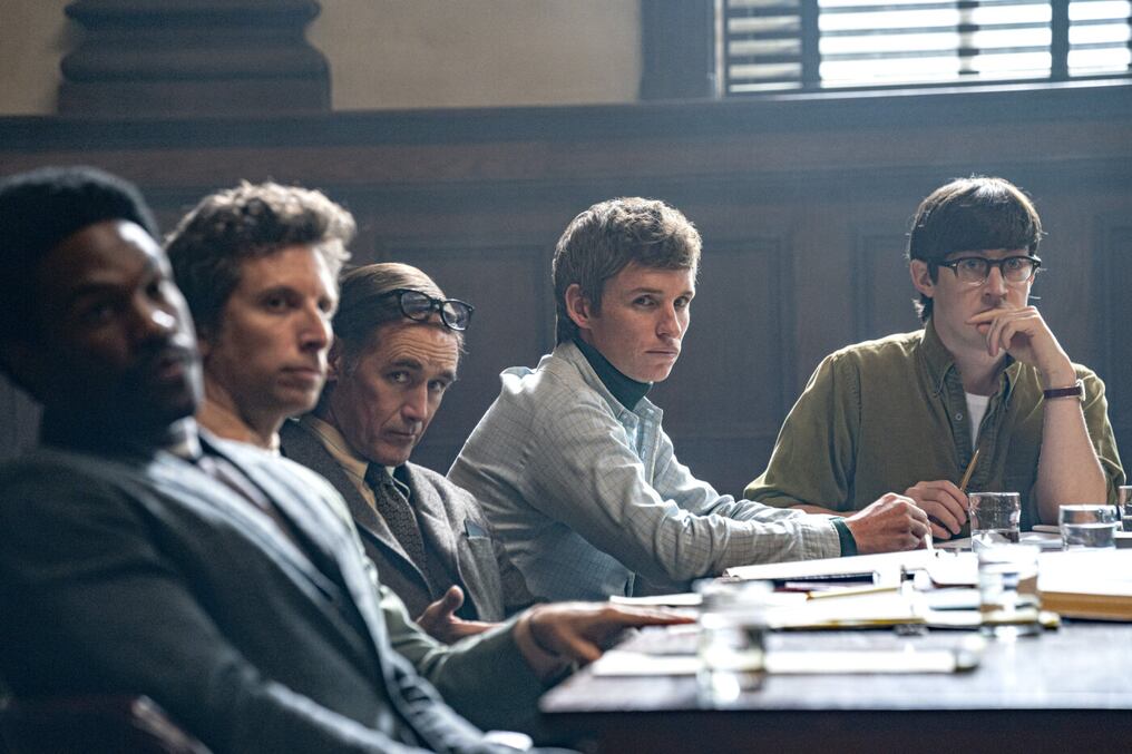 El drama judicial dirigido por Aaron Sorkin y producido por Netflix se llevó el máximo galardón en los Premios del Sindicato de Actores (SAG). Foto: Gentileza.