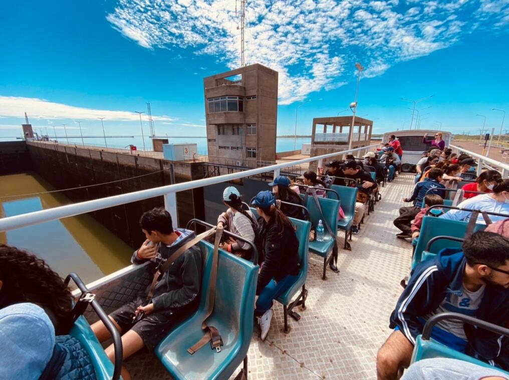 Los sitios habilitados para las visitas de turistas durante la Semana Santa fueron específicamente la central hidroeléctrica, la zona de obras del brazo de Aña Cua, el Museo Histórico y Ambiental y el Refugio Faunístico Atinguy. Foto: Gentileza.