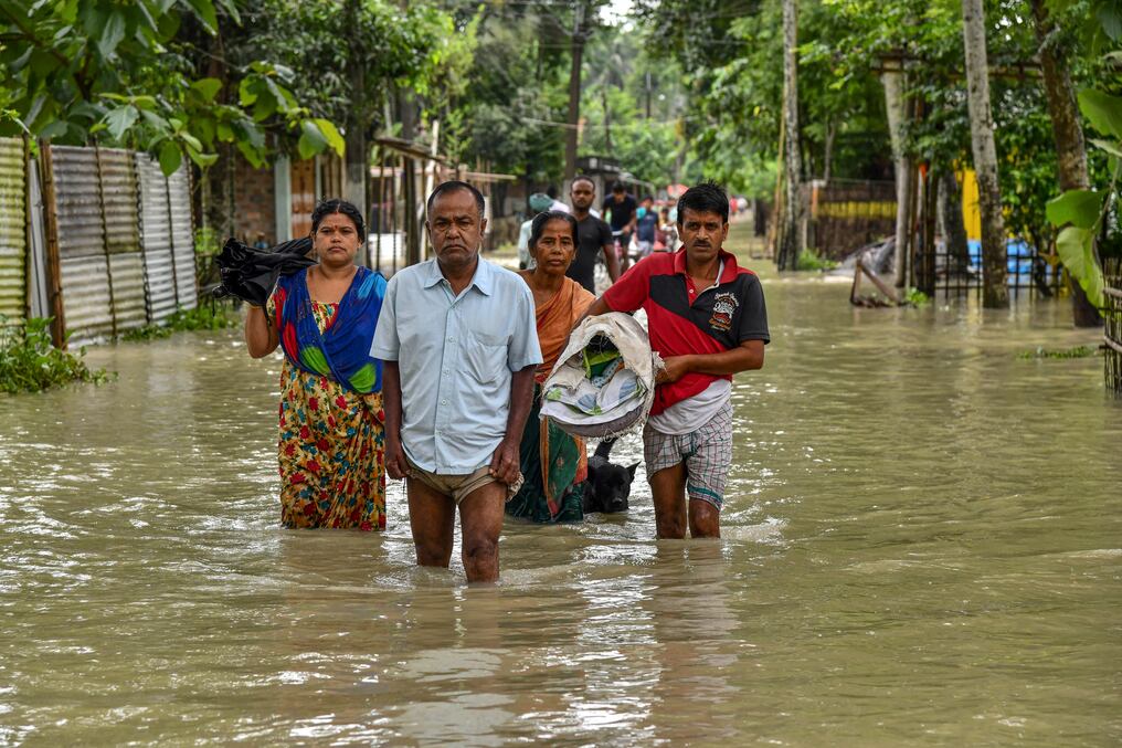 Las lluvias monzónicas causaron millones de personas se vieron afectadas por las inundaciones, informaron el sábado pasado las autoridades. Foto: AFP.