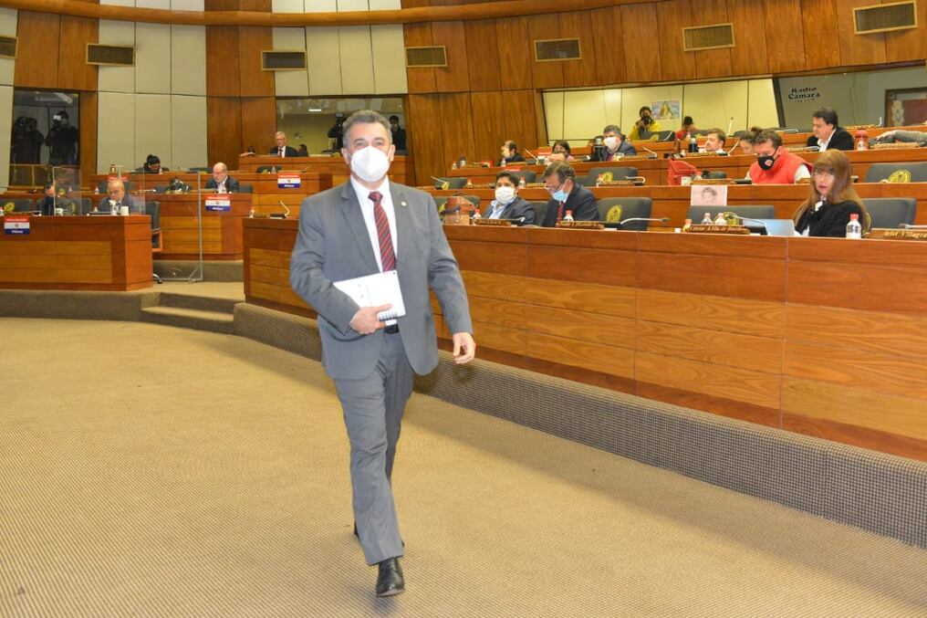 El pleno de la Cámara Baja aprobó censurar al titular de la Ande. Foto: Archivo.