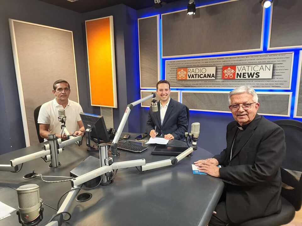 El cardenal paraguayo fue entrevistado este jueves por Radio Vaticano, la emisora internacional de la Santa Sede. Foto: Gentileza.