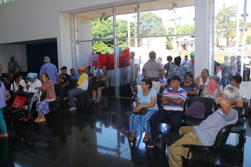 Personas con grado de vulnerabilidad como adultos mayores o que estén en aislamiento preventivo son los que accederán a nuevos subsidios. Foto: Archivo.
