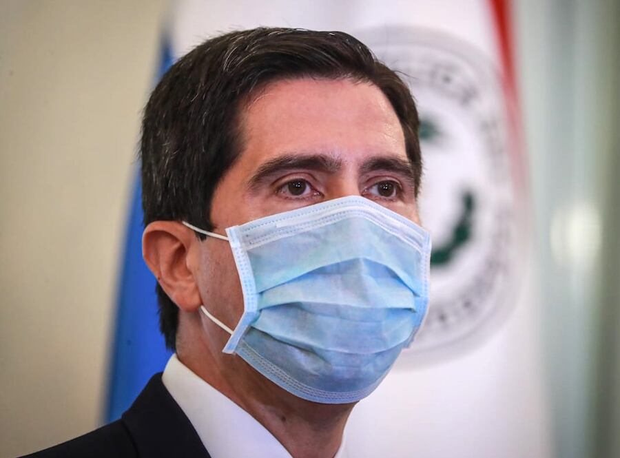Tanto el presidente de la República, Mario Abdo, como el canciller Federico González, se encuentran en cuarentena tras su retorno al país. Foto: Gentileza.