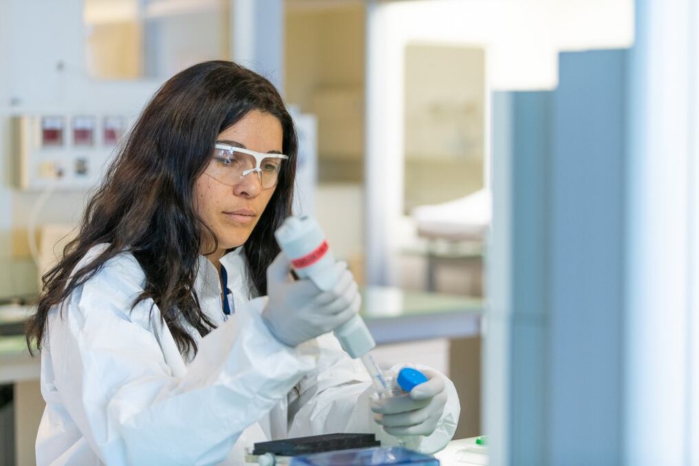 El grupo farmacéutico francés Sanofi prevé iniciar en el segundo semestre del año un estudio clínico de “fase tres” de su segundo proyecto. Foto: Sanofi.