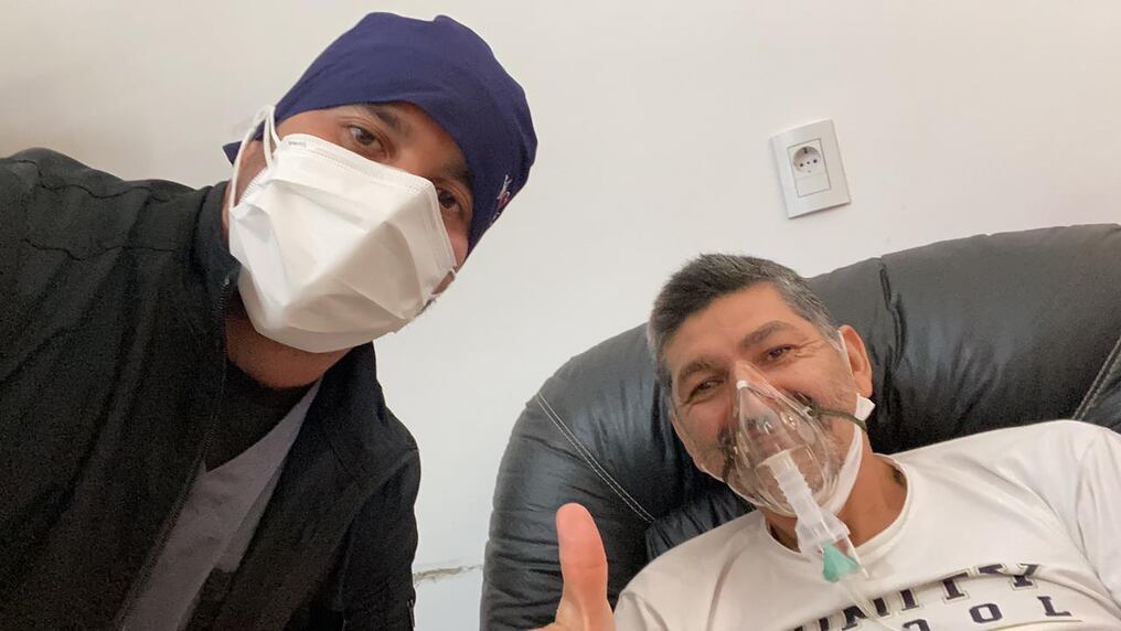 Desde la previsional informan que el estado de salud del exfutbolista evoluciona favorablemente pese a haber sufrido complicaciones. Foto: Gentileza.