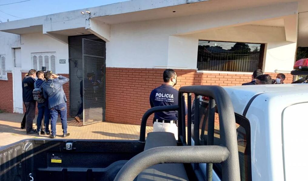 El local que fungía de escribanía fue allanado esta tarde en Asunción. Foto: Ever Benegas/GEN.