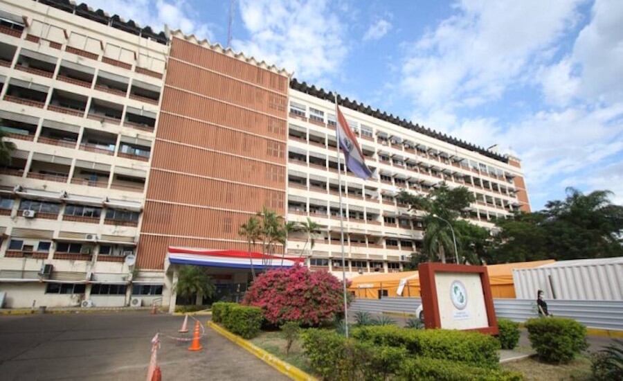 Aclararon que el señor Anselmo Fretes, oriundo de Montiel Potrero, sigue internado en el Hospital Central del Instituto de Previsión Social (IPS). Foto: Archivo.