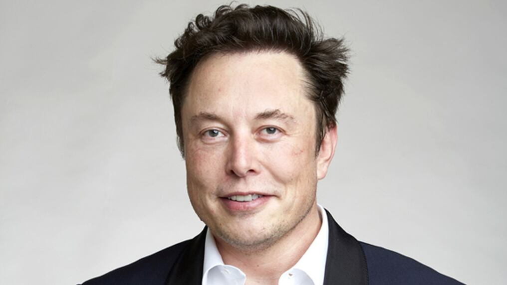 Elon Musk y su padre Errol Musk no tienen muy buena relación. Foto: Gentileza.
