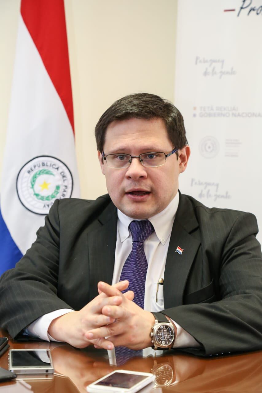 Oscar Orué, viceministro de tributación