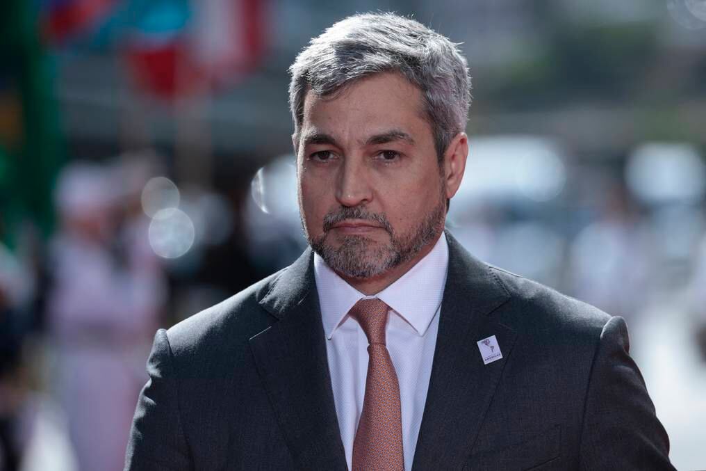 Ante las consultas de los medios de prensa, de cuál será su acción ante este proyecto, el mandatario no titubeo en responder que promulgará la ley, haciendo caso omiso a los cuestionamientos y las advertencias. Foto: Archivo.