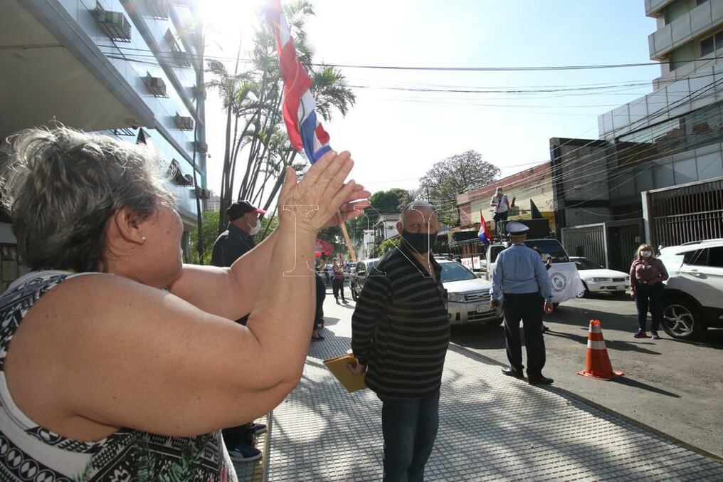 Los jubilados tendrán la tranquilidad de que los meses de noviembre y diciembre, no se les descontará sus cuotas por créditos. Foto: Pánfilo Leguizamón/ Archivo.