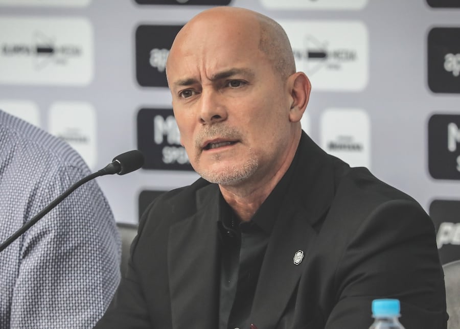 Miguel Cardona, presidente del
Olimpia.
