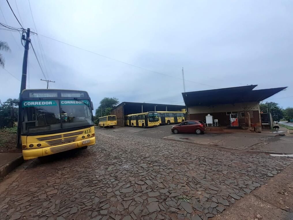 La Asociación de Transportistas de Encarnación en el departamento de Itapúa decidió remitir una nota a la municipalidad local para pedir el aumento del pasaje y comunicar el paro de transporte. Foto: Gentileza.