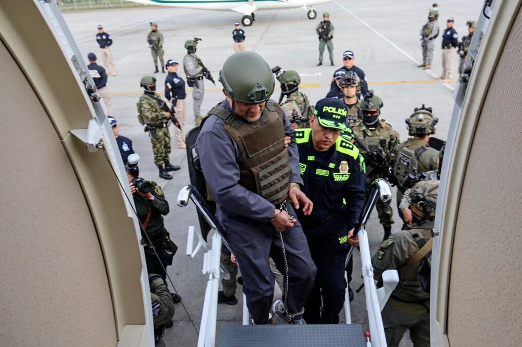 El mayor narcotraficante de Colombia, “Otoniel”, jefe del Clan del Golfo, fue extraditado el pasado 3 de mayo a Estados Unidos. Foto: AFP.