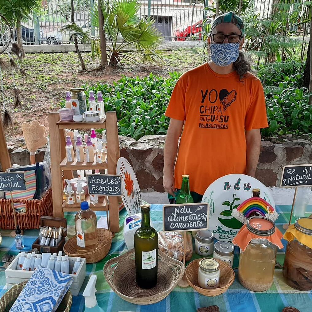 Productores y artesanos llegarán este sábado a la Plaza Italia de Asunción para ofrecer productos traídos desde las chacras y huertas, así como productos artesanales y artesanías. Foto: Gentileza.