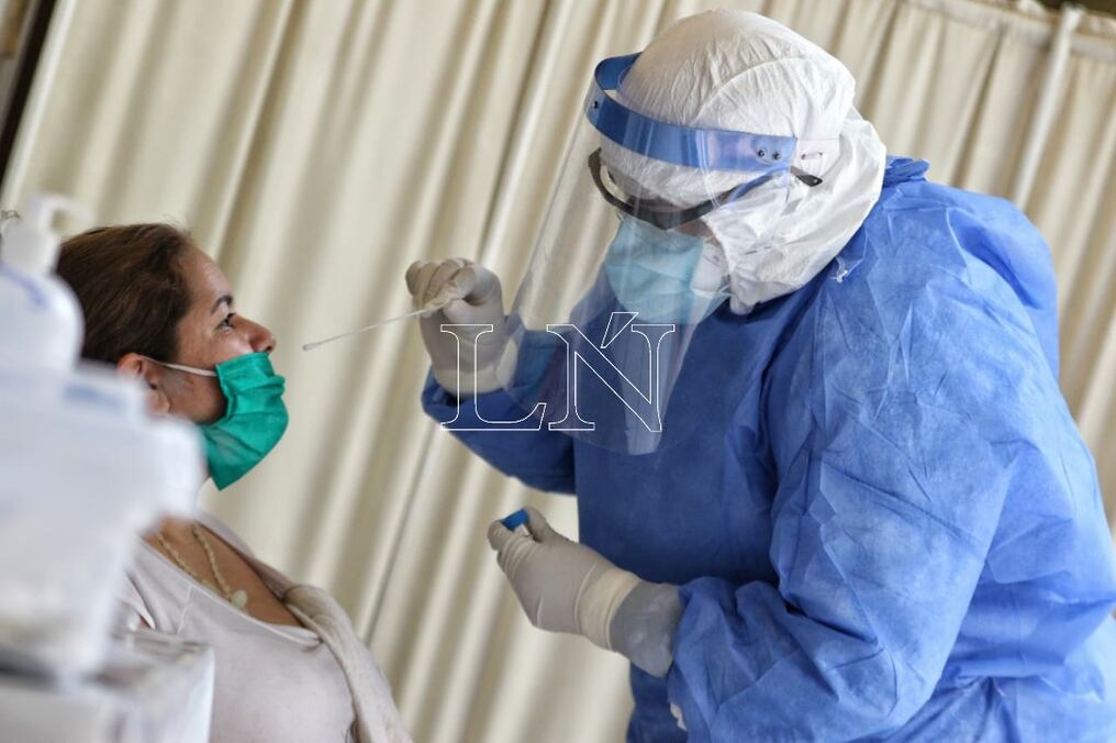 El aporte para hacer fuerza a la lucha contra la pandemia fue de la mano solidaria de la empresa Hidrovias do Brasil. Foto: Christian Meza.
